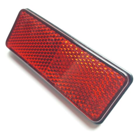 REAR REFLECTER (RED)