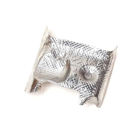 CYLINDER HEAD HEAT SHIELD